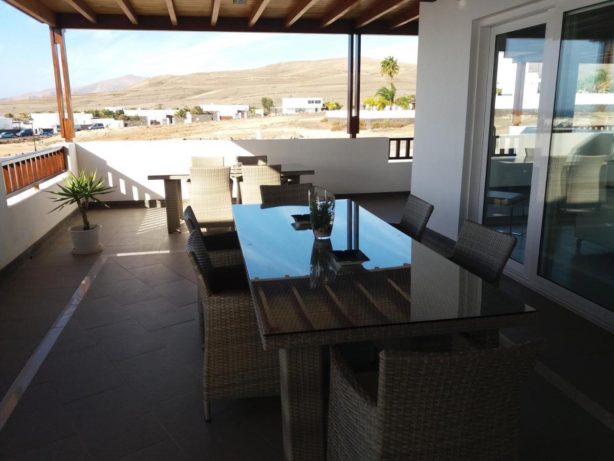 Villa Lanzarote Puerto Calero Exterior photo